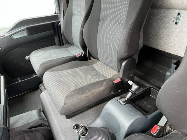 Koffer LKW MAN TGL 8.180 4x2 BL TGL 8.180 4x2 BL mit MBB LBW: das Bild 4 Koffer LKW MAN TGL 8.180 4x2 BL TGL 8.180 4x2 BL mit MBB LBW: das Bild 4