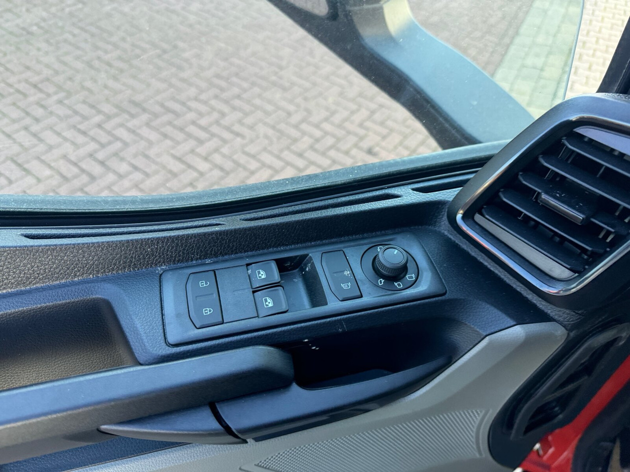 Abrollkipper neu kaufen MAN TGL 8.190 4x2 BB CH TGL 8.190 4x2 BB CH, City-Abroller: das Bild 6 Abrollkipper neu kaufen MAN TGL 8.190 4x2 BB CH TGL 8.190 4x2 BB CH, City-Abroller: das Bild 6