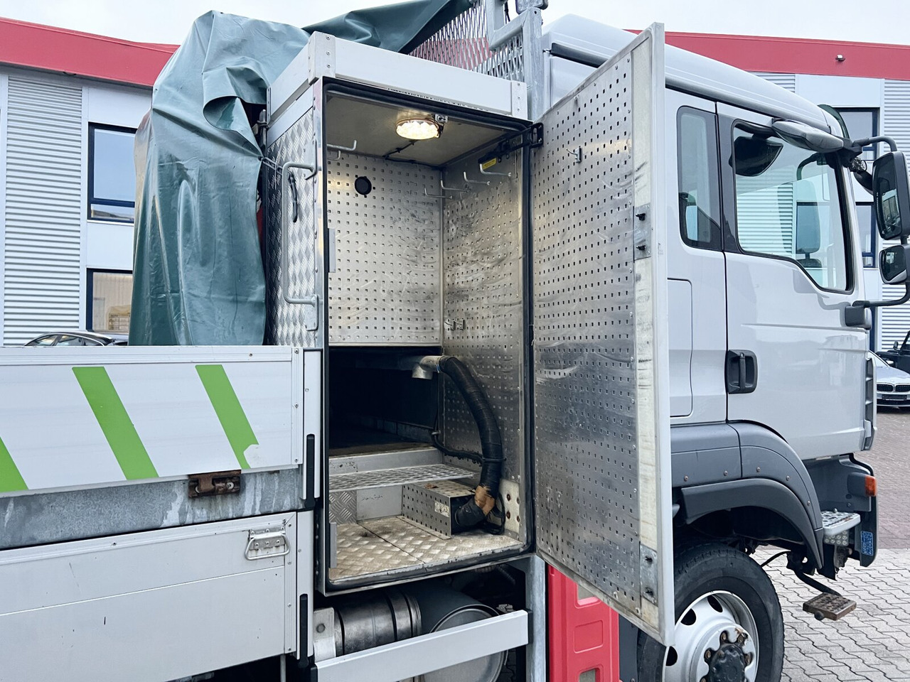 MAN TGM 13/15.290 4X4 BL TGM 13/15.290 4X4 BL, Seilwinde - Pritsche LKW: das Bild 4 MAN TGM 13/15.290 4X4 BL TGM 13/15.290 4X4 BL, Seilwinde - Pritsche LKW: das Bild 4