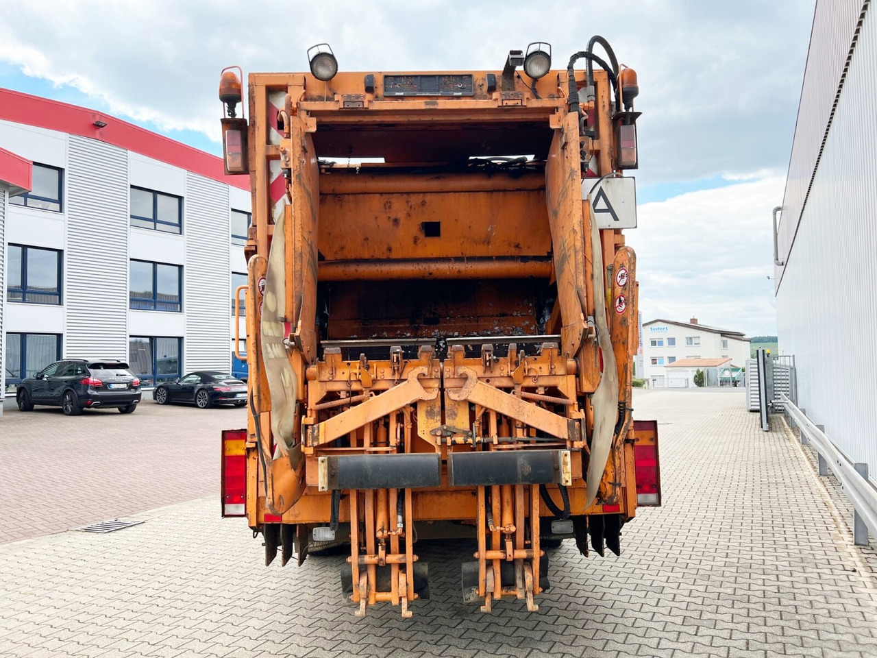 Müllwagen Für die Beförderung von Müll MAN TGS 26.320 6x2-4 BL TGS 26.320/400 6x2-4 BL, Lift-/Lenkachse, Heil PLK 21 M, Zöller-Schüttung: das Bild 12