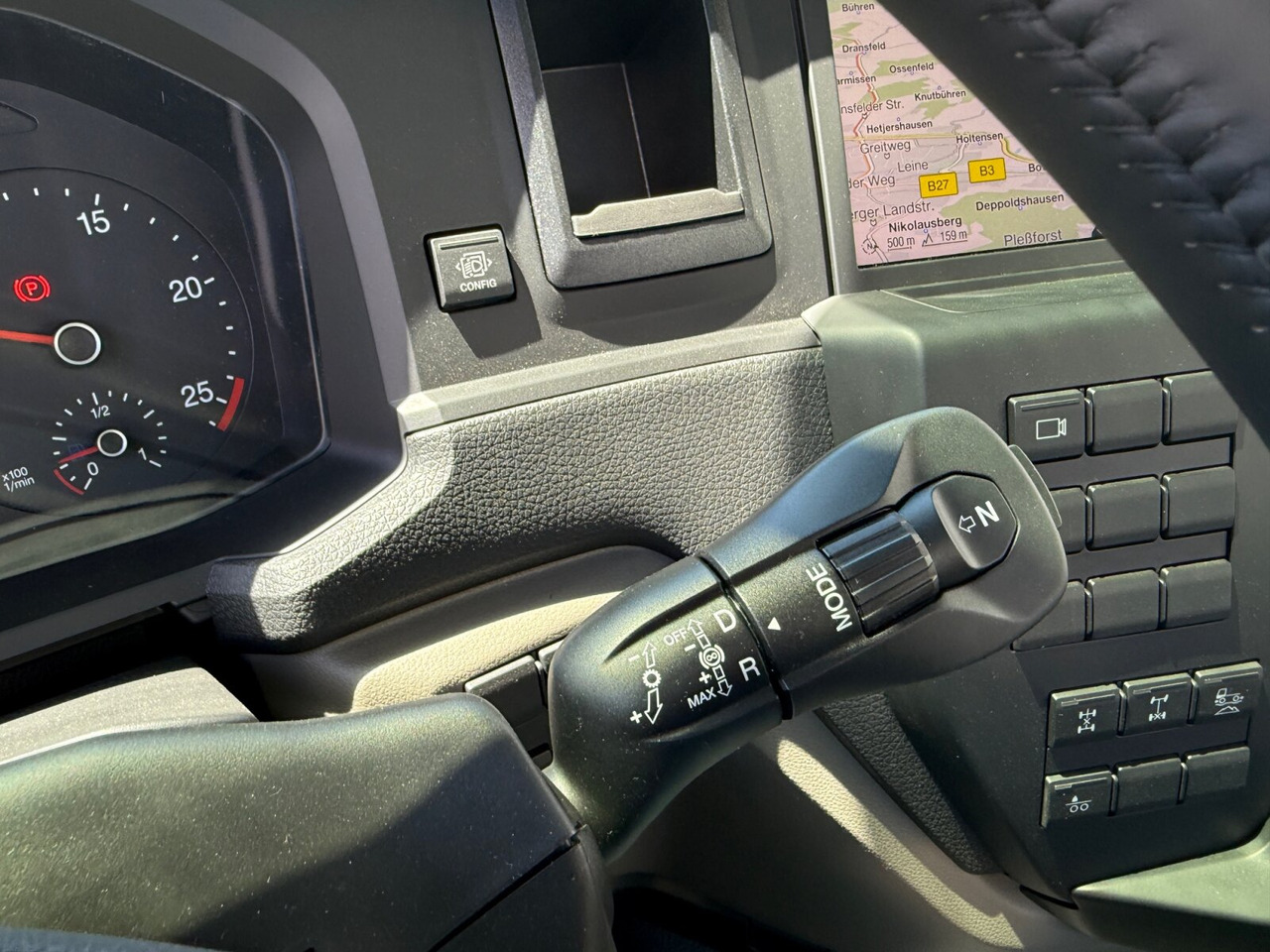 MAN TGS 35.470 8x4-4 BL TGS 35.470 8x4-4 BL, Lenk-/Liftachse, Navi, Motorabtrieb - Abrollkipper: das Bild 5 MAN TGS 35.470 8x4-4 BL TGS 35.470 8x4-4 BL, Lenk-/Liftachse, Navi, Motorabtrieb - Abrollkipper: das Bild 5