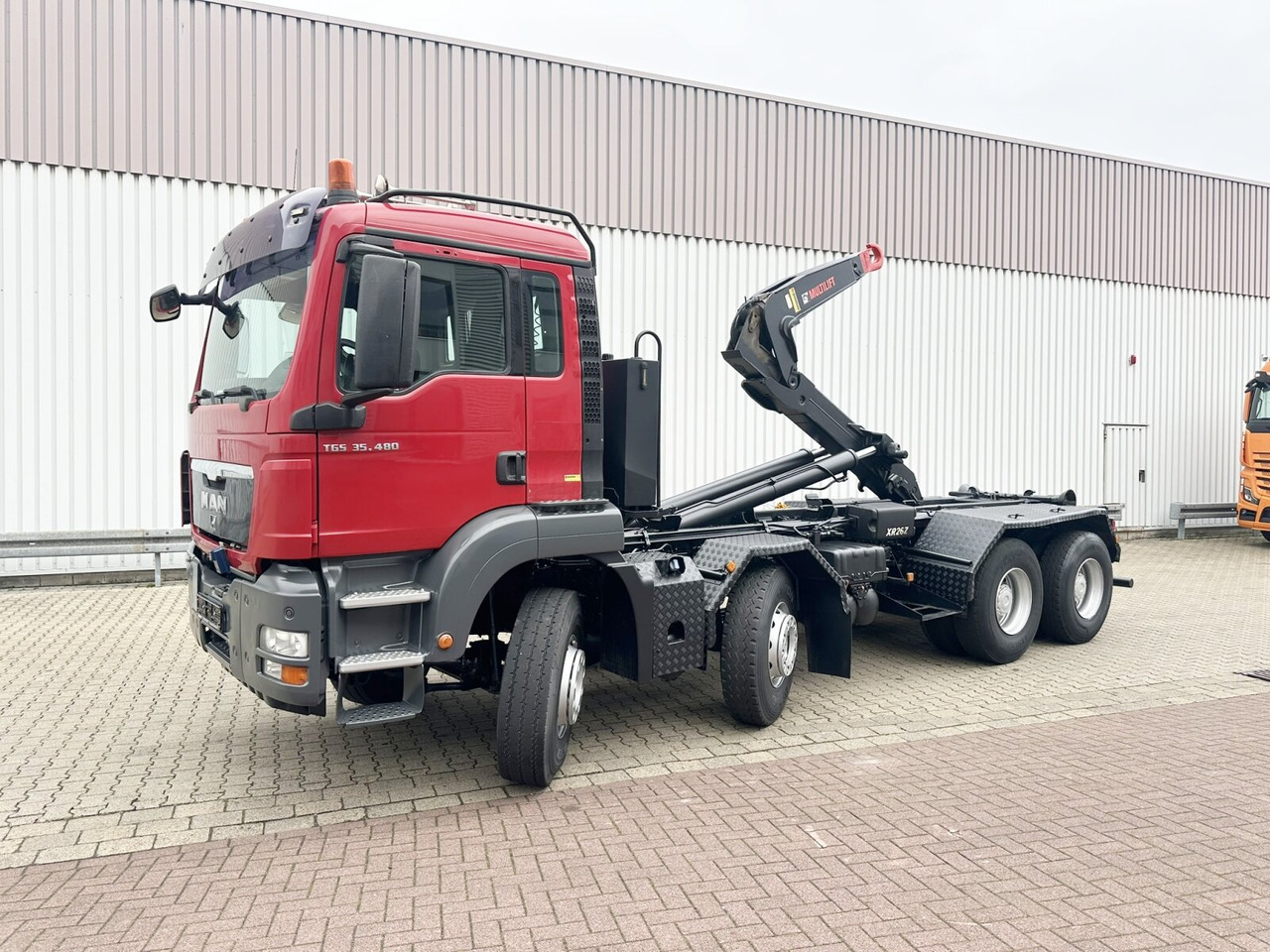 MAN TGS 35.480 8X4 BL TGS 35.400 8x4 BL, Schub-Knick bis 6,5m Container - Abrollkipper: das Bild 1 MAN TGS 35.480 8X4 BL TGS 35.400 8x4 BL, Schub-Knick bis 6,5m Container - Abrollkipper: das Bild 1