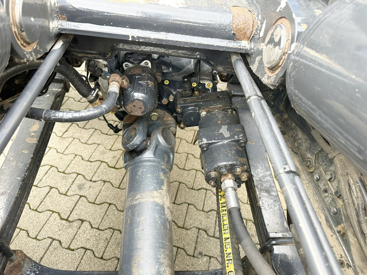 MAN TGS 35.480 8x4 BL TGS 35.480 8x4 BL - Abrollkipper: das Bild 2 MAN TGS 35.480 8x4 BL TGS 35.480 8x4 BL - Abrollkipper: das Bild 2