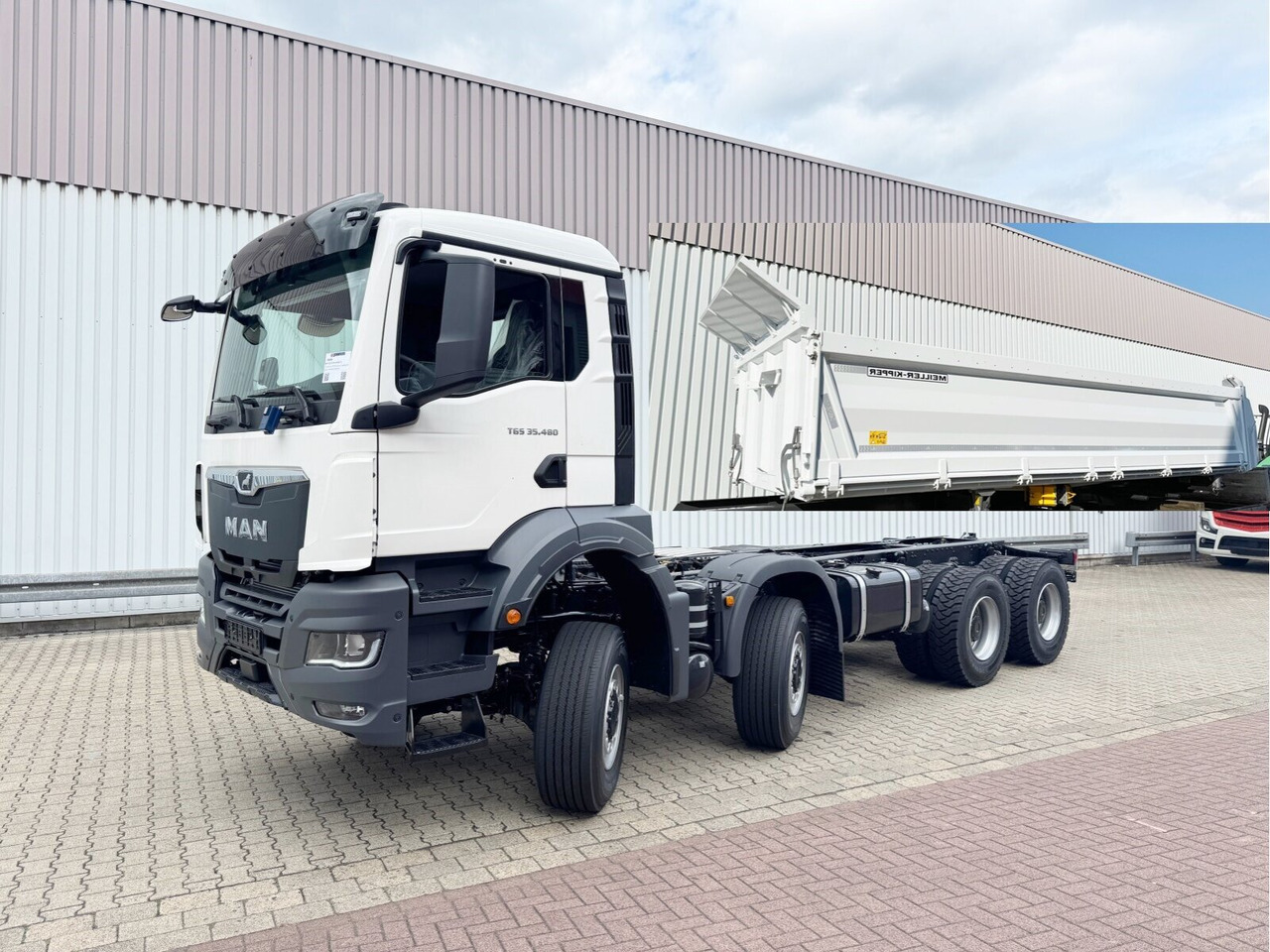 MAN TGS 35.480 8x8 BB CH TGS 35.480 8x8 BB CH, Hohe Bauart, Nebenantrieb - Kipper: das Bild 1 MAN TGS 35.480 8x8 BB CH TGS 35.480 8x8 BB CH, Hohe Bauart, Nebenantrieb - Kipper: das Bild 1