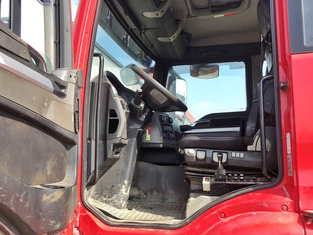 MAN TGS 41.480 8X8 BB TGS 41.480 8X8 BB, Bender Stahlmulde ca. 18m³, hydr. Heckklappe - Fahrgestell LKW: das Bild 2 MAN TGS 41.480 8X8 BB TGS 41.480 8X8 BB, Bender Stahlmulde ca. 18m³, hydr. Heckklappe - Fahrgestell LKW: das Bild 2