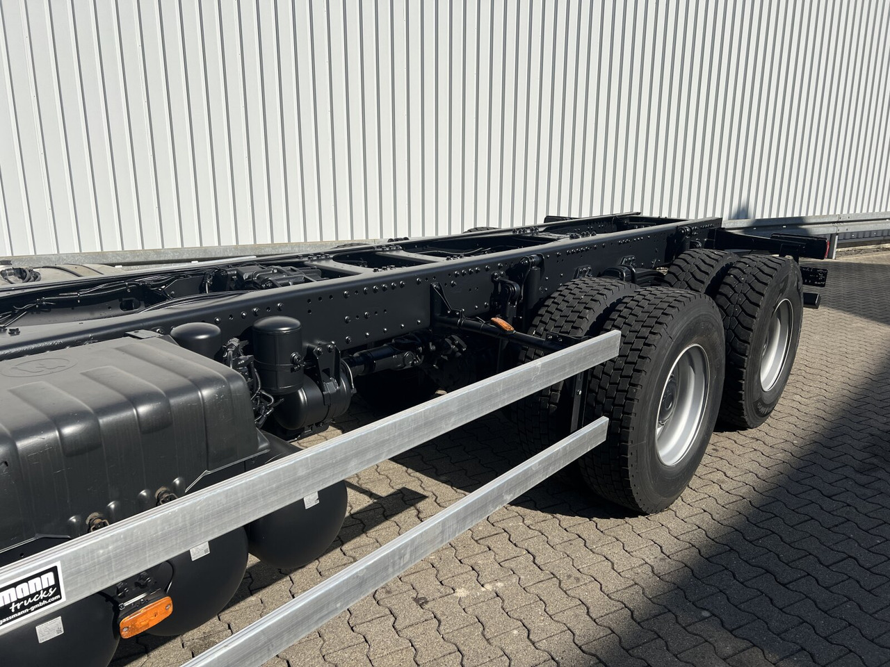 MAN TGS 41.480 8X8 BB TGS 41.480 8X8 BB, Motorabtrieb – Leasing MAN TGS 41.480 8X8 BB TGS 41.480 8X8 BB, Motorabtrieb: das Bild 15