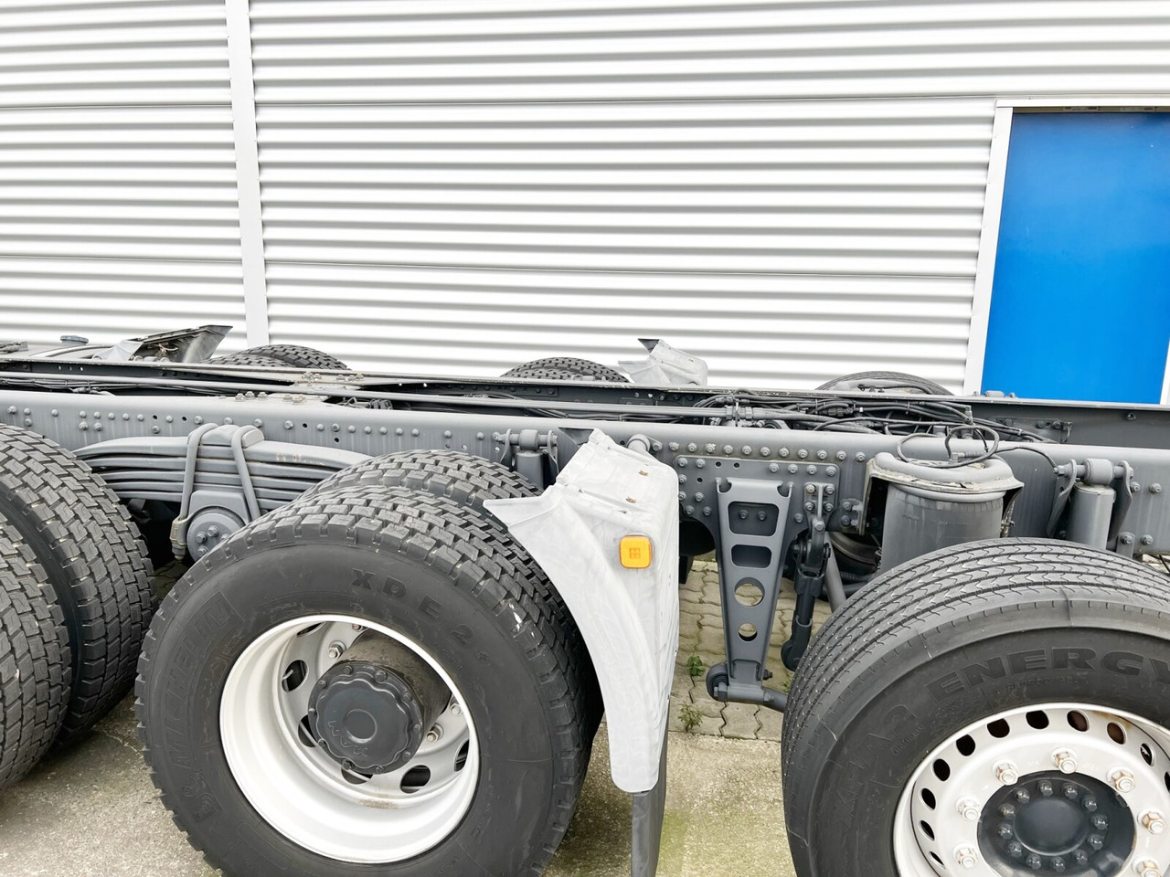 MAN TGS 50.480BB 10x4 TGS 50.480 BB 10x4, 2x VORHANDEN! - Fahrgestell LKW: das Bild 3 MAN TGS 50.480BB 10x4 TGS 50.480 BB 10x4, 2x VORHANDEN! - Fahrgestell LKW: das Bild 3