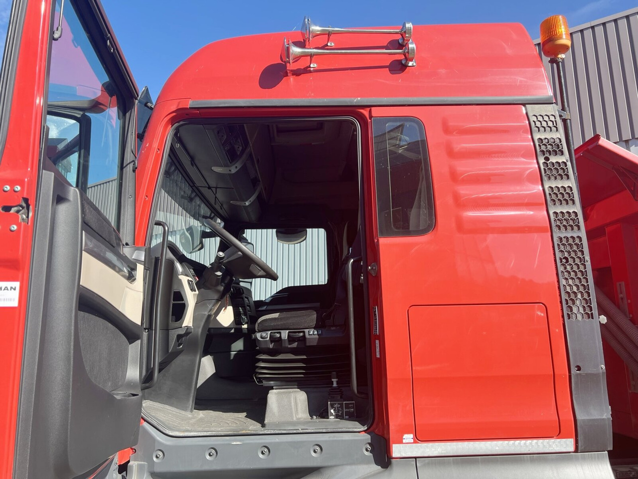 MAN TGX 26.460 6X4 BB TGX 26.460 6X4 BB, Intarder, Standklima - Kipper: das Bild 5 MAN TGX 26.460 6X4 BB TGX 26.460 6X4 BB, Intarder, Standklima - Kipper: das Bild 5