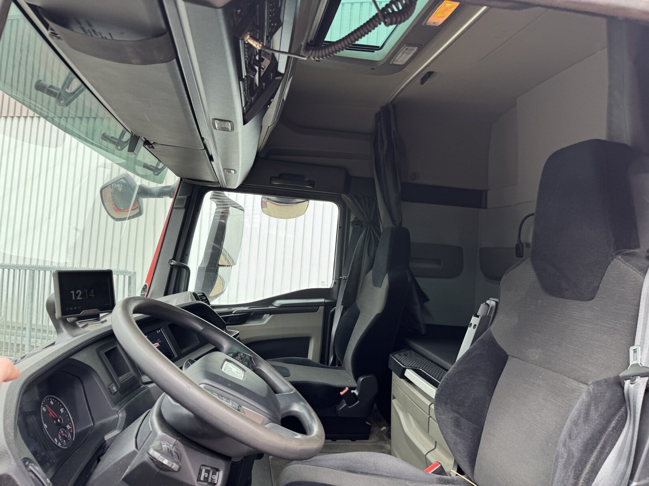 MAN TGX 26.470 6X2-4 BL TGX 26.470 6X2-4 BL, Lenk-/Liftachse, XLX-Fahrerhaus, VDL Abrollanlage 7m - Abrollkipper: das Bild 3 MAN TGX 26.470 6X2-4 BL TGX 26.470 6X2-4 BL, Lenk-/Liftachse, XLX-Fahrerhaus, VDL Abrollanlage 7m - Abrollkipper: das Bild 3