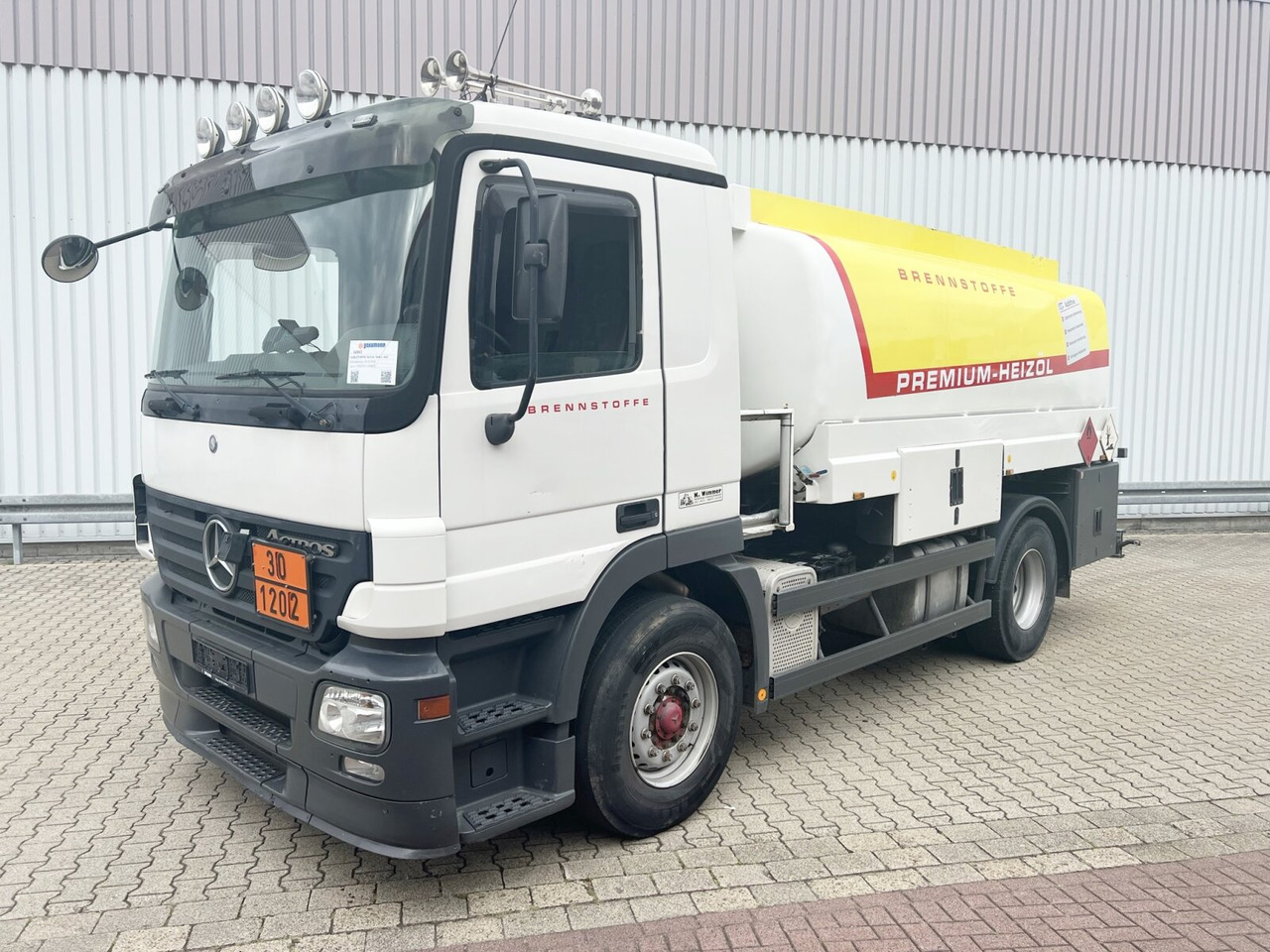 Mercedes-Benz Actros 1844 L 4x2 Actros 1844 L 4x2, Tank 14.250l - Tankwagen: das Bild 1 Mercedes-Benz Actros 1844 L 4x2 Actros 1844 L 4x2, Tank 14.250l - Tankwagen: das Bild 1