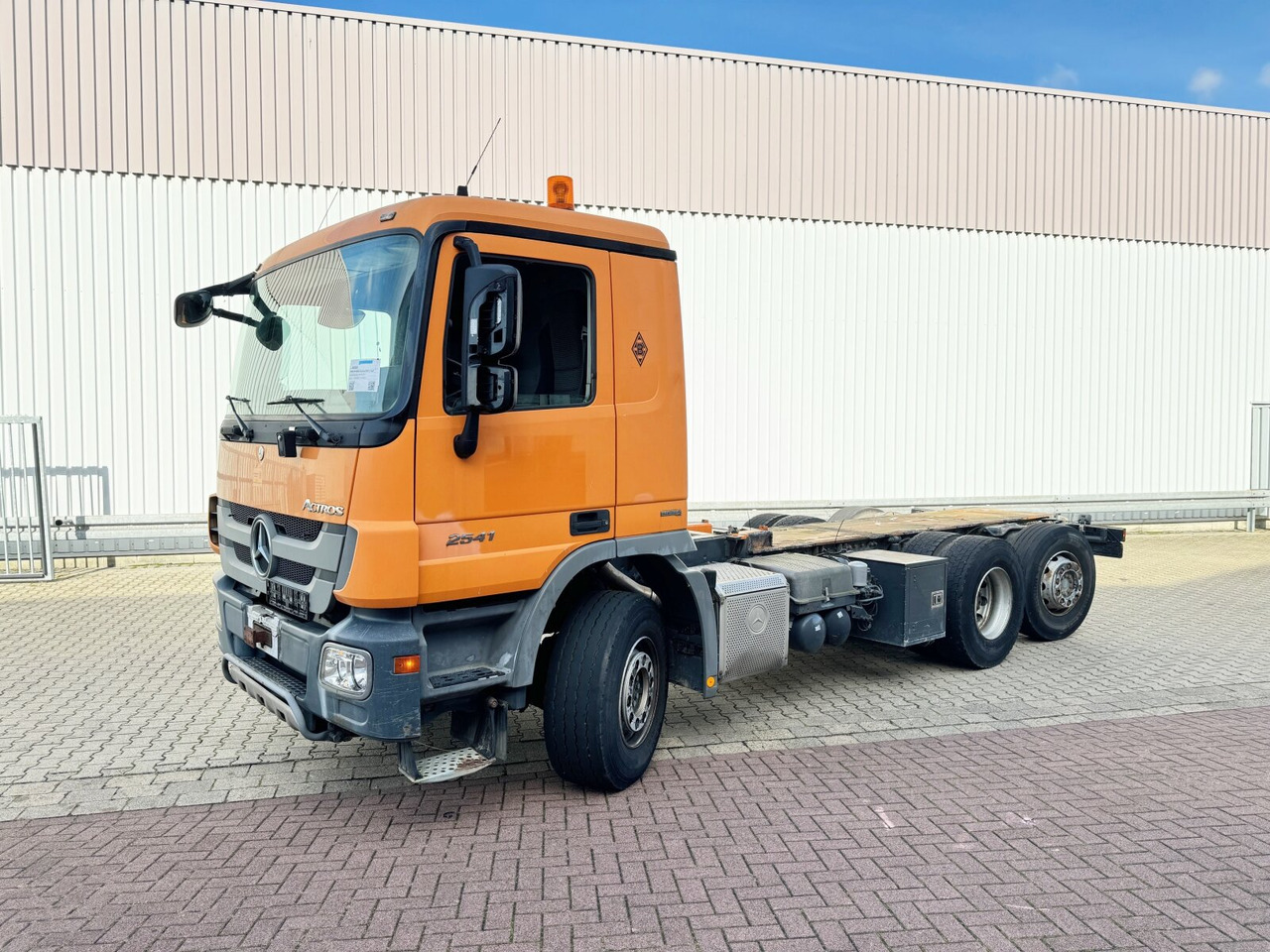 Mercedes-Benz Actros 2541 L 6x2 Actros 2541 L 6x2, Lenk-/Liftachse - Abrollkipper: das Bild 1 Mercedes-Benz Actros 2541 L 6x2 Actros 2541 L 6x2, Lenk-/Liftachse - Abrollkipper: das Bild 1