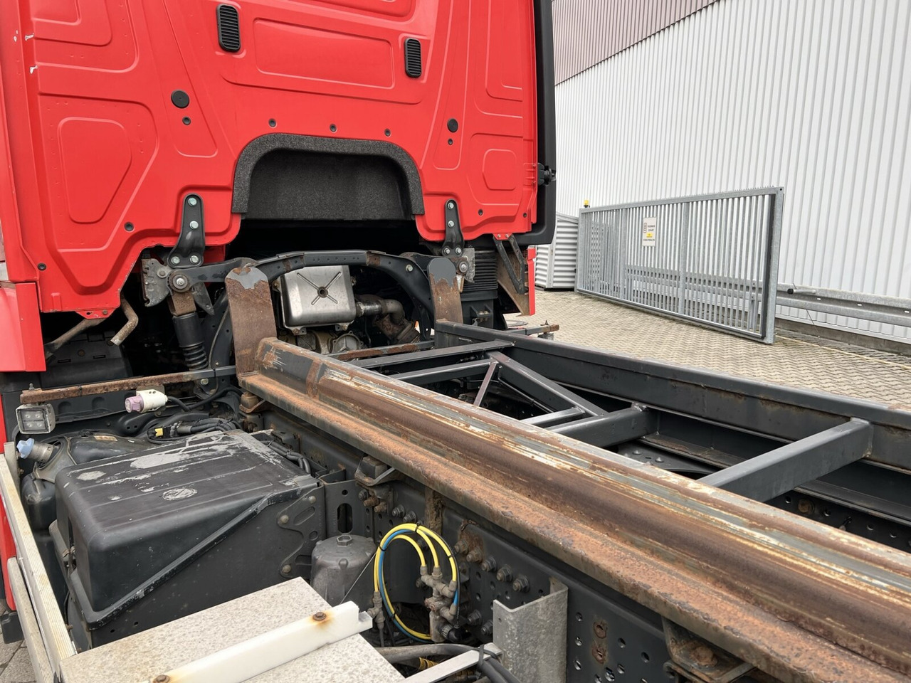 Mercedes-Benz Actros 2645 6x2 Actros 2645 6x2, Retarder, Liftachse, AWL, Hiab LBW - Fahrgestell LKW: das Bild 3 Mercedes-Benz Actros 2645 6x2 Actros 2645 6x2, Retarder, Liftachse, AWL, Hiab LBW - Fahrgestell LKW: das Bild 3