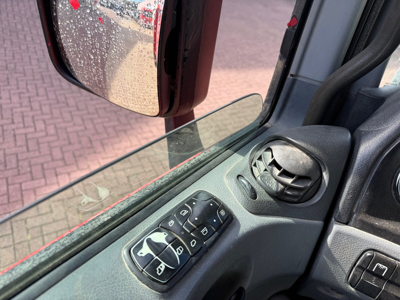 Fahrgestell LKW Mercedes-Benz Actros 2646 K 6x4 Actros 2646 K 6x4, Retarder: das Bild 6 Fahrgestell LKW Mercedes-Benz Actros 2646 K 6x4 Actros 2646 K 6x4, Retarder: das Bild 6