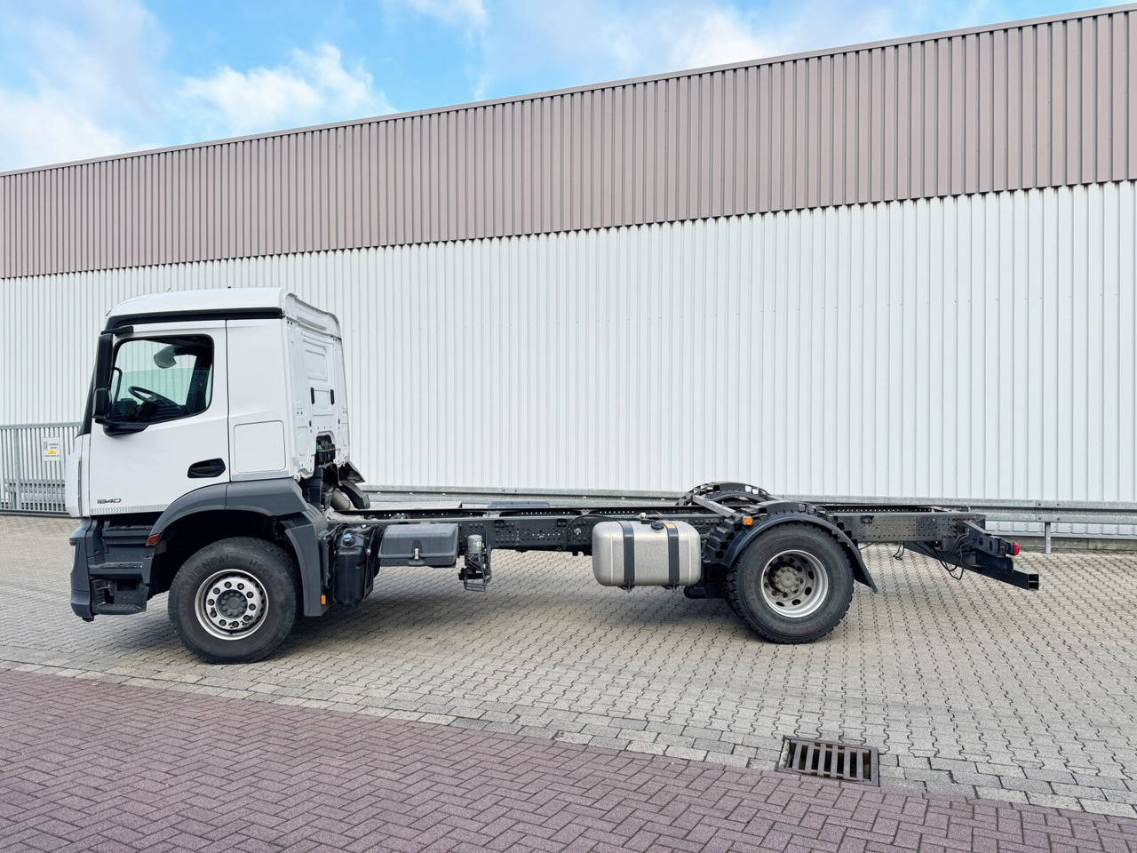 Abrollkipper Mercedes-Benz Arocs 1840 L 4x2 Arocs 1840 L 4x2, MultimediaCockpit, Navi: das Bild 12