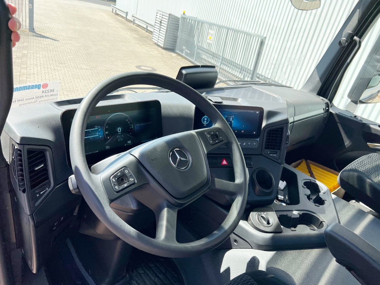 Mercedes-Benz Arocs 3240 8x4 Arocs 3240 8x4, Meiller 3-Seiten Kipper, ca. 14m³ - Kipper: das Bild 5 Mercedes-Benz Arocs 3240 8x4 Arocs 3240 8x4, Meiller 3-Seiten Kipper, ca. 14m³ - Kipper: das Bild 5