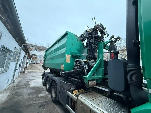 Mercedes-Benz Arocs 3240 L 8x4 ENA Arocs 3240 L 8x4 ENA, Lenk-/Liftachse, Navi, Hiab Abrollkipper - Abrollkipper: das Bild 3 Mercedes-Benz Arocs 3240 L 8x4 ENA Arocs 3240 L 8x4 ENA, Lenk-/Liftachse, Navi, Hiab Abrollkipper - Abrollkipper: das Bild 3