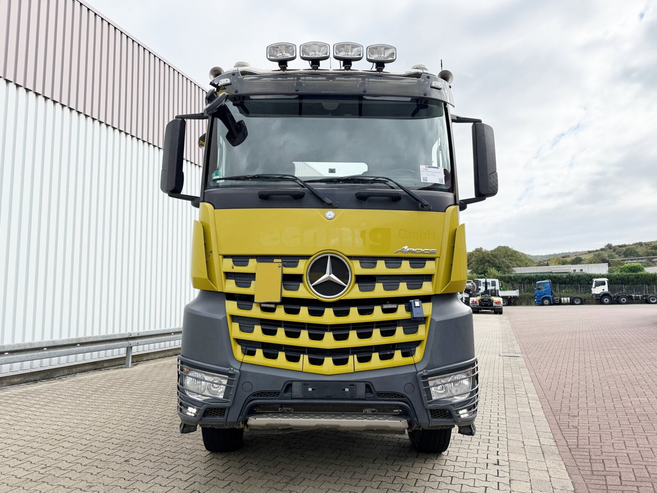 Mercedes-Benz Arocs 3363 K 6x4 Arocs 3363 K 6x4, Grounder, Turbo-Retarder-Kupplung - Abrollkipper: das Bild 4 Mercedes-Benz Arocs 3363 K 6x4 Arocs 3363 K 6x4, Grounder, Turbo-Retarder-Kupplung - Abrollkipper: das Bild 4