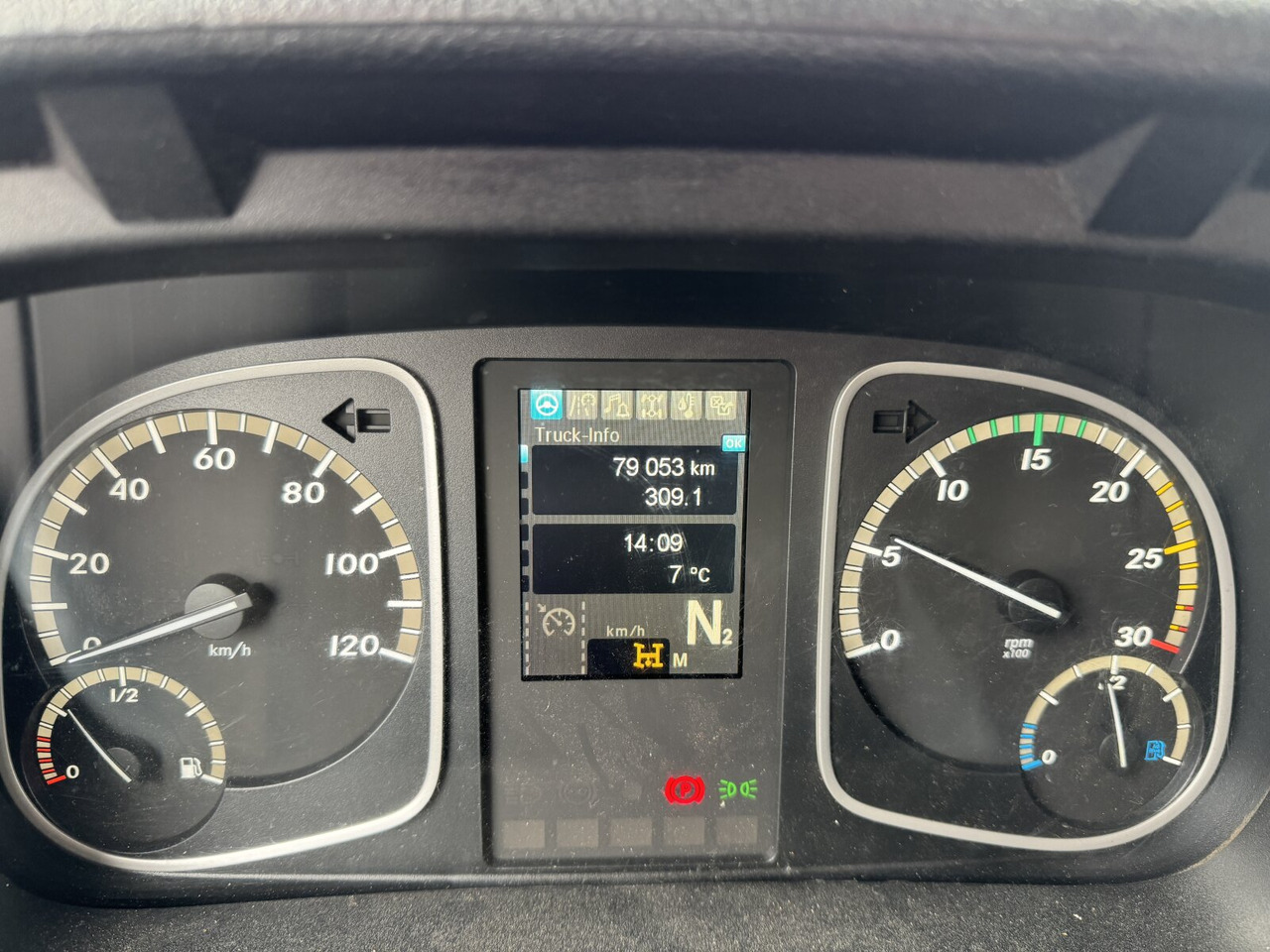 Mercedes-Benz Atego 1530 K 4x2 Atego 1530 K 4x2, 2x AHK - Kipper: das Bild 3 Mercedes-Benz Atego 1530 K 4x2 Atego 1530 K 4x2, 2x AHK - Kipper: das Bild 3