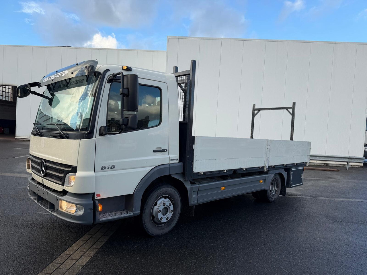 Mercedes-Benz Atego Atego 816 4 x 2 - Pritsche LKW: das Bild 1 Mercedes-Benz Atego Atego 816 4 x 2 - Pritsche LKW: das Bild 1