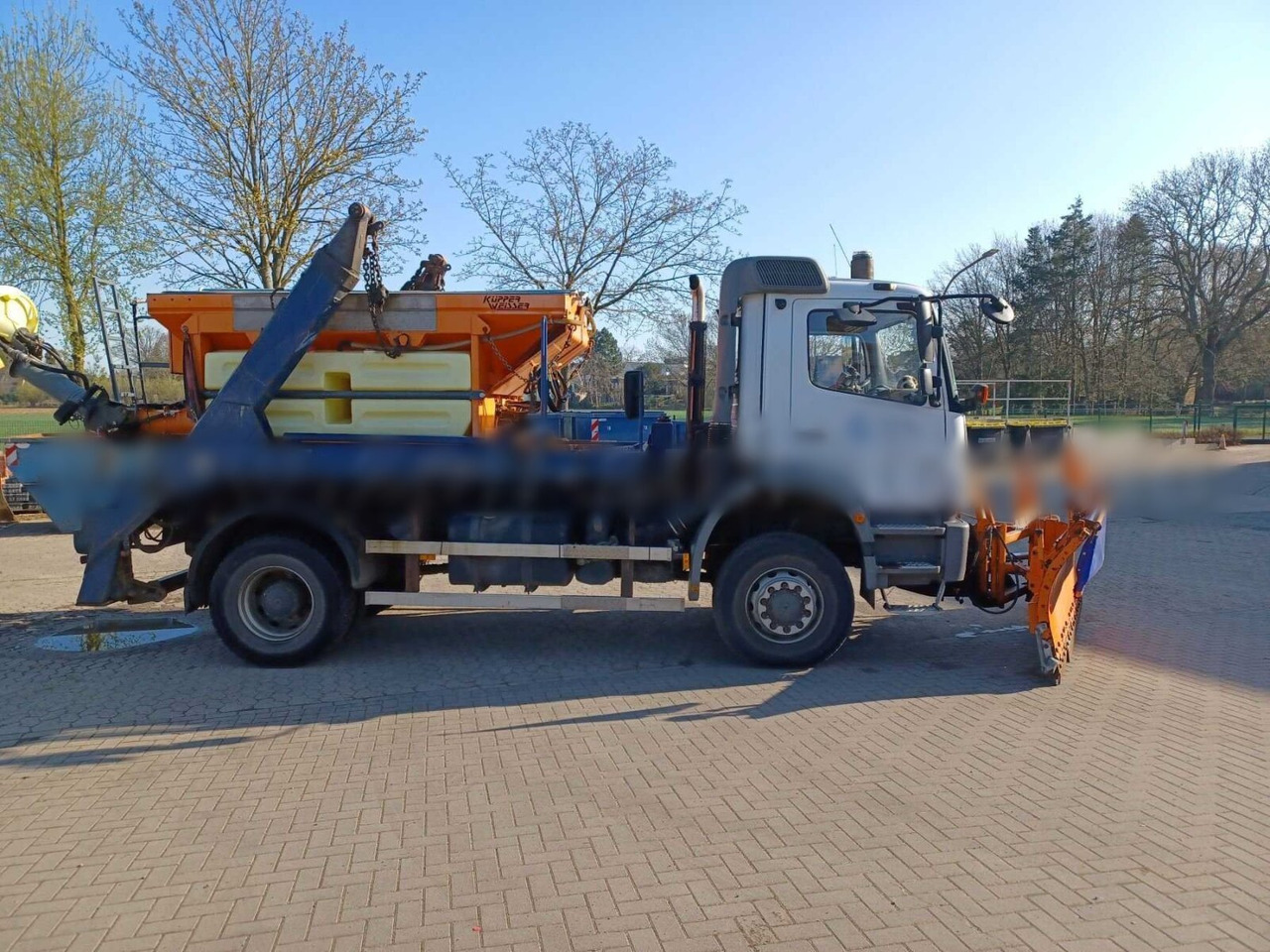 Mercedes-Benz Axor 1824 4x4 Axor 1824 4x4, Tele-Absetzer, Winterdienstausstattung - Absetzkipper: das Bild 3 Mercedes-Benz Axor 1824 4x4 Axor 1824 4x4, Tele-Absetzer, Winterdienstausstattung - Absetzkipper: das Bild 3