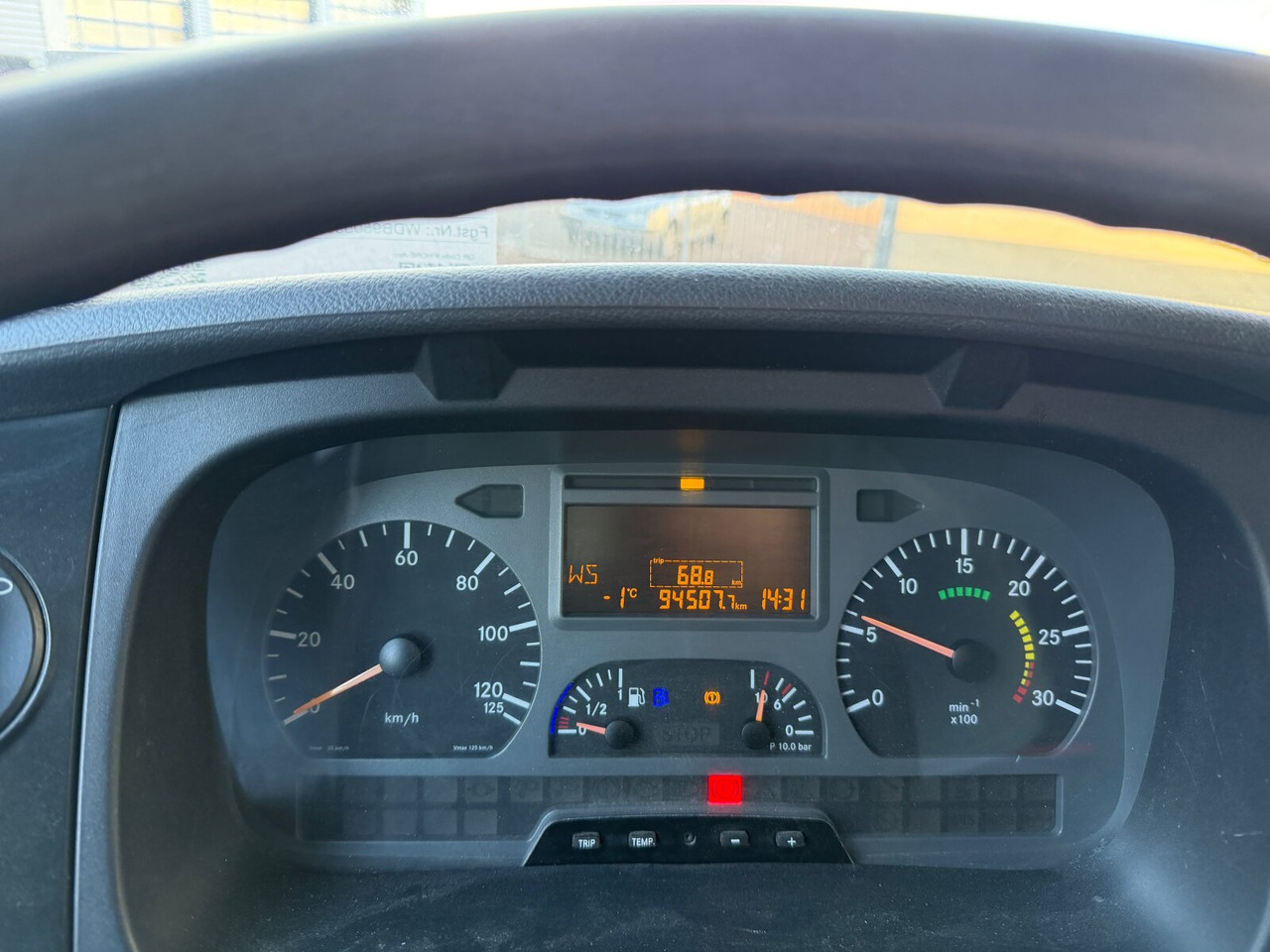 Mercedes-Benz Axor 1829 L 4x2 Axor 1829 L 4x2, 6-Sitzer - Pritsche LKW: das Bild 2 Mercedes-Benz Axor 1829 L 4x2 Axor 1829 L 4x2, 6-Sitzer - Pritsche LKW: das Bild 2