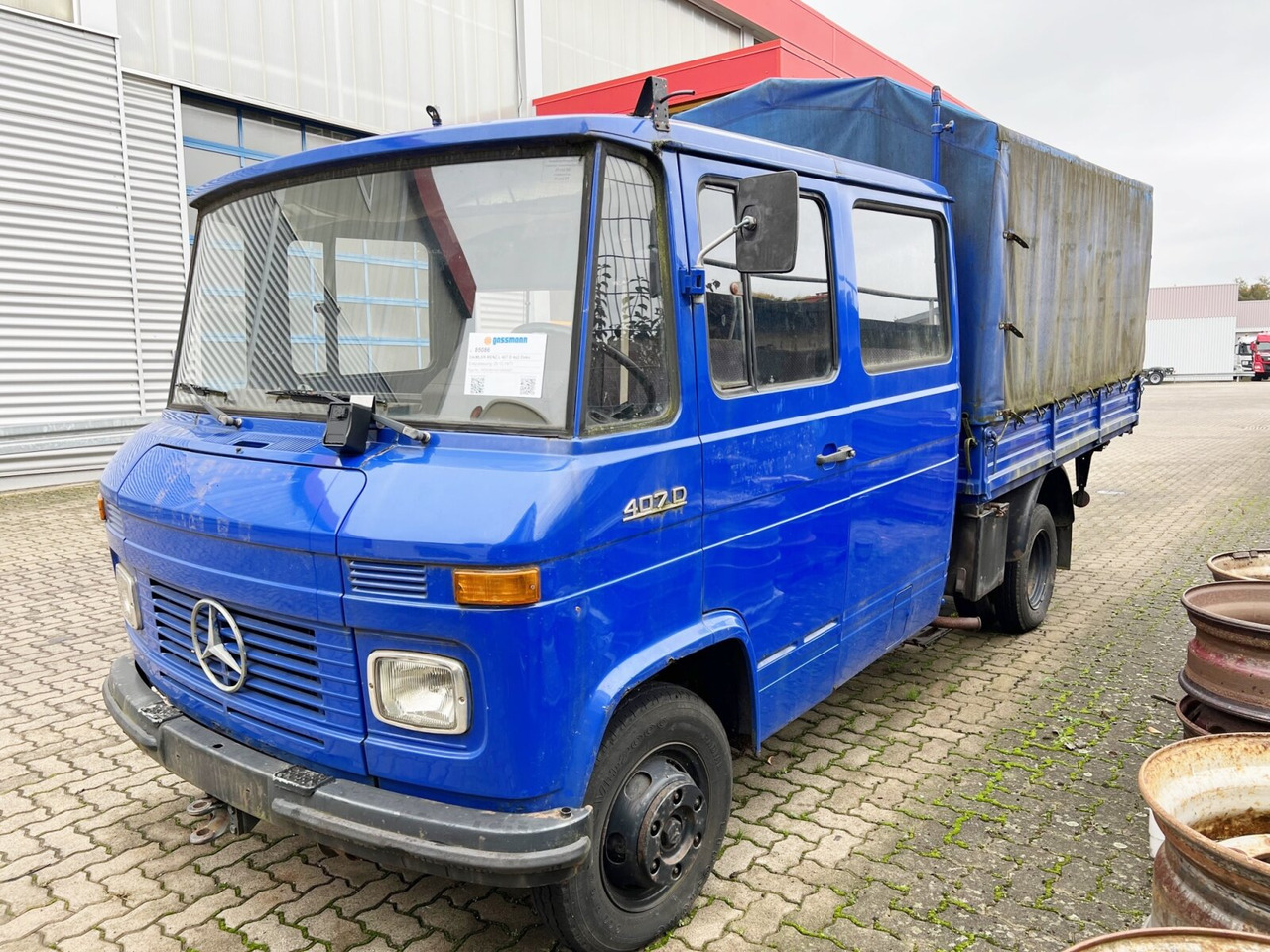 Mercedes-Benz L 407 D 4x2 Doka L 407 D 4x2 Doka, Ex-THW - Plane LKW: das Bild 1 Mercedes-Benz L 407 D 4x2 Doka L 407 D 4x2 Doka, Ex-THW - Plane LKW: das Bild 1