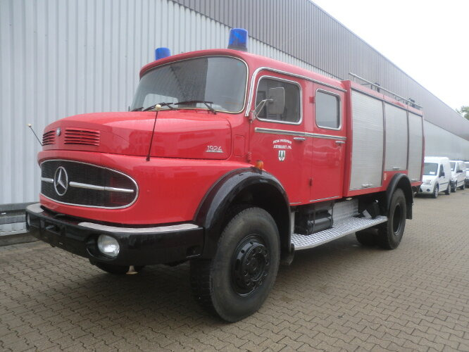 Mercedes-Benz LAK 1924 4x4 TLF LAK 1924 4x4 TLF, Feuerwehr - Feuerwehrfahrzeug: das Bild 1 Mercedes-Benz LAK 1924 4x4 TLF LAK 1924 4x4 TLF, Feuerwehr - Feuerwehrfahrzeug: das Bild 1