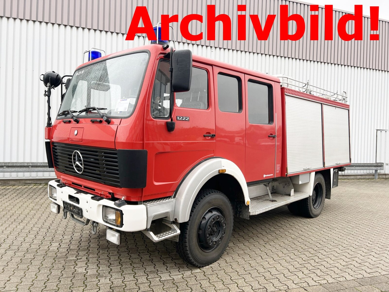 Mercedes-Benz SK 1222 AF 4x4 Doka SK 1222 AF 4x4 Doka, TLF16/25 - Krankenwagen: das Bild 1 Mercedes-Benz SK 1222 AF 4x4 Doka SK 1222 AF 4x4 Doka, TLF16/25 - Krankenwagen: das Bild 1