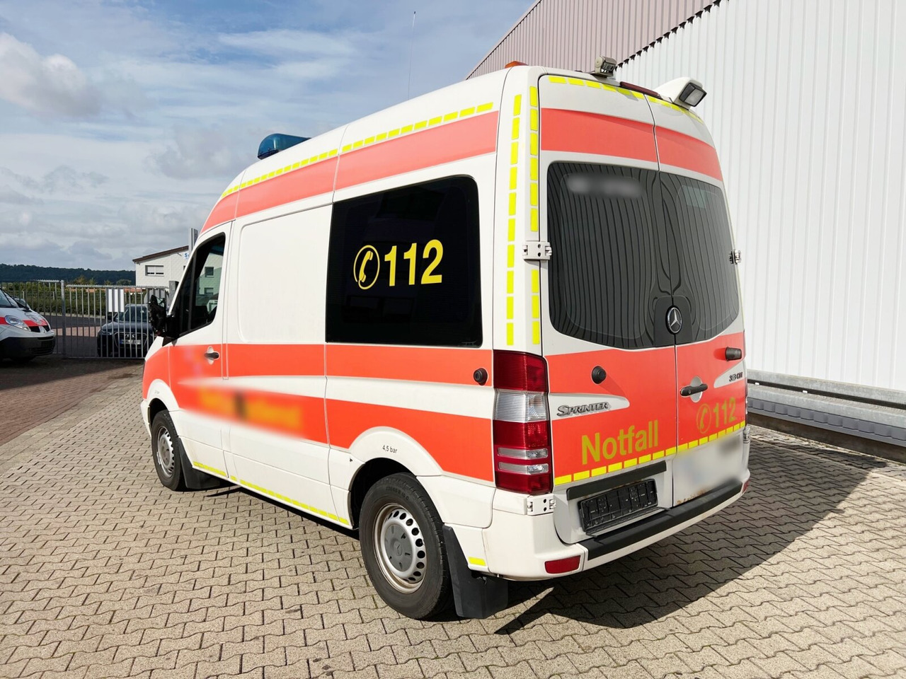 Mercedes-Benz Sprinter 313 CDI 4x2 Sprinter 313 CDI 4x2, EEV, Krankenwagen - Krankenwagen: das Bild 2 Mercedes-Benz Sprinter 313 CDI 4x2 Sprinter 313 CDI 4x2, EEV, Krankenwagen - Krankenwagen: das Bild 2