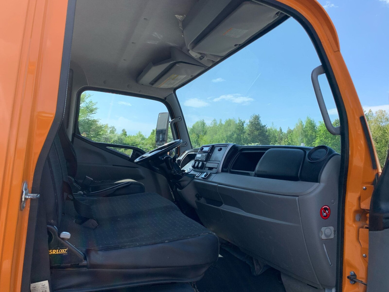 Mitsubishi Canter 6 C18D 4x4 Canter 6 C 18 D/4x4, Allrad, Doka, Kugel AHK, Bluetec - Kipper: das Bild 4 Mitsubishi Canter 6 C18D 4x4 Canter 6 C 18 D/4x4, Allrad, Doka, Kugel AHK, Bluetec - Kipper: das Bild 4
