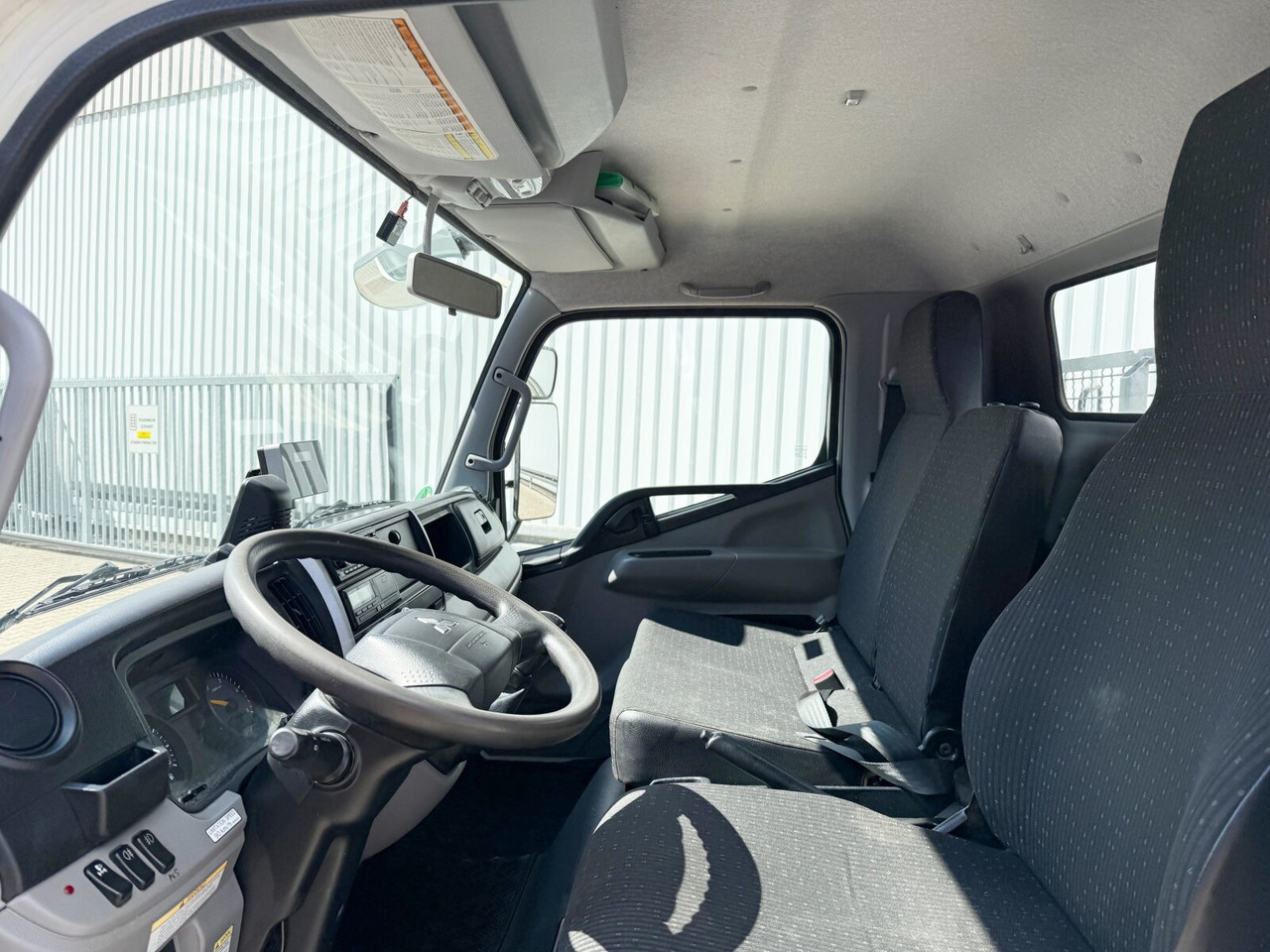 Mitsubishi Canter Fuso 7C15 4x2 Canter Fuso 7C15 4x2, Tele-Absetzer, Vereiterbar bis 10m³ - Absetzkipper: das Bild 5 Mitsubishi Canter Fuso 7C15 4x2 Canter Fuso 7C15 4x2, Tele-Absetzer, Vereiterbar bis 10m³ - Absetzkipper: das Bild 5