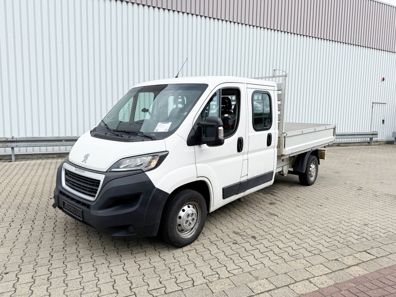 Peugeot Boxer 4x2 Doka Boxer 4x2 Doka - Pritsche Transporter, Transporter mit Doppelkabine: das Bild 1 Peugeot Boxer 4x2 Doka Boxer 4x2 Doka - Pritsche Transporter, Transporter mit Doppelkabine: das Bild 1