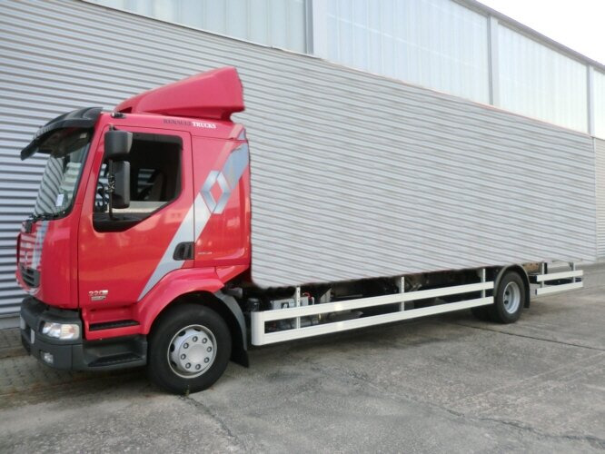Renault Midlum 220 DXi 4x2 Midlum 220 DXi 4x2 mit Kran Palfinger PK 11001 - Autokran, Pritsche LKW: das Bild 2 Renault Midlum 220 DXi 4x2 Midlum 220 DXi 4x2 mit Kran Palfinger PK 11001 - Autokran, Pritsche LKW: das Bild 2