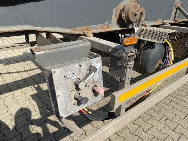 Rolo Apollo 6,5 Rolo Apollo 6,5 Schlittenabroller - Abrollanhänger/ Absetzanhänger: das Bild 3 Rolo Apollo 6,5 Rolo Apollo 6,5 Schlittenabroller - Abrollanhänger/ Absetzanhänger: das Bild 3