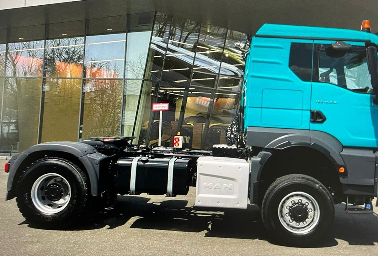 MAN TGS 18.430 4x4 BL SA TGS 18.430 4x4 BL SA, Navi, Hydraulik - Sattelzugmaschine: das Bild 2 MAN TGS 18.430 4x4 BL SA TGS 18.430 4x4 BL SA, Navi, Hydraulik - Sattelzugmaschine: das Bild 2