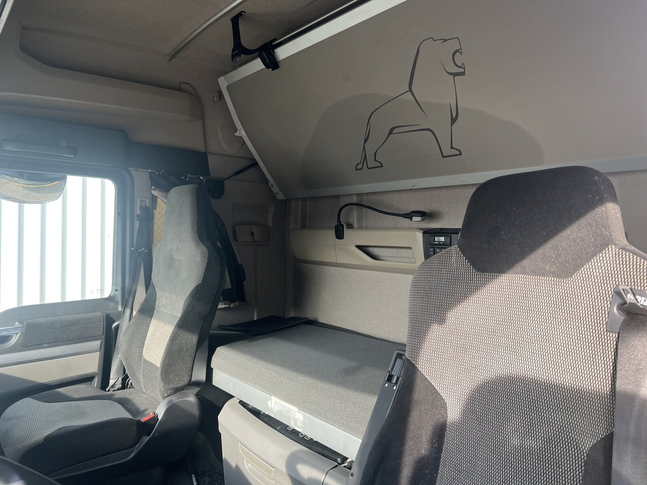 MAN TGX 18.500 4X2 LLS TGX 18.500 4X2 LLS, Retarder, Vollumer - Sattelzugmaschine: das Bild 4 MAN TGX 18.500 4X2 LLS TGX 18.500 4X2 LLS, Retarder, Vollumer - Sattelzugmaschine: das Bild 4