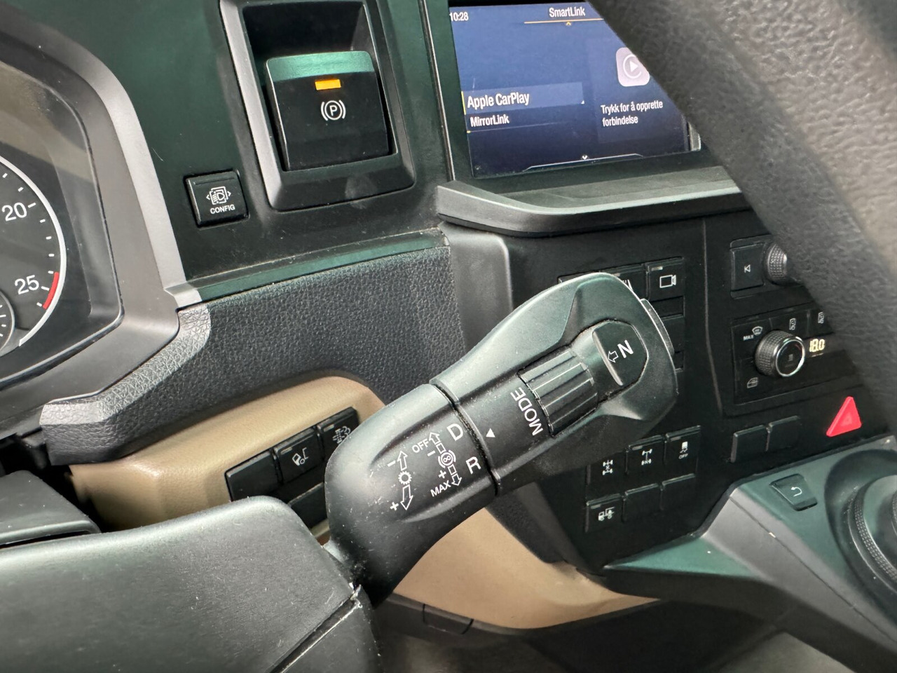 MAN TGX 33.510 6x4 BL SA TGX 33.510 6x4 BL SA, Retarder, GX-Fahrerhaus - Sattelzugmaschine: das Bild 5 MAN TGX 33.510 6x4 BL SA TGX 33.510 6x4 BL SA, Retarder, GX-Fahrerhaus - Sattelzugmaschine: das Bild 5