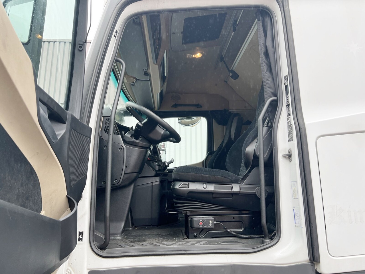 Mercedes-Benz Actros 1842 LS 4x2 Actros 1842 LS 4x2, 6x VORHANDEN - Sattelzugmaschine: das Bild 3 Mercedes-Benz Actros 1842 LS 4x2 Actros 1842 LS 4x2, 6x VORHANDEN - Sattelzugmaschine: das Bild 3
