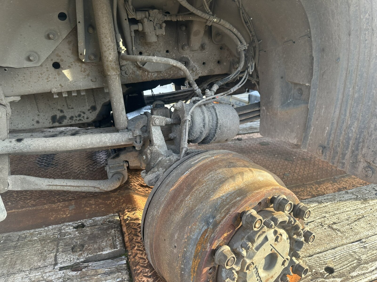 Scania 124C 400 6x6 124C 400 6x6 - Kipper: das Bild 2 Scania 124C 400 6x6 124C 400 6x6 - Kipper: das Bild 2