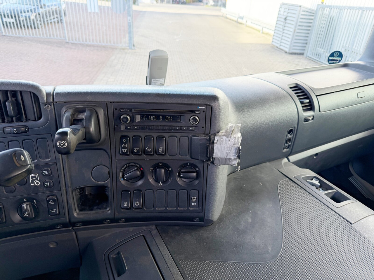 Scania P 320/400 6x2-4 P 320/400 6x2-4, Lenk-/Liftachse, Tele-Absetzanlage, Funk - Absetzkipper: das Bild 5 Scania P 320/400 6x2-4 P 320/400 6x2-4, Lenk-/Liftachse, Tele-Absetzanlage, Funk - Absetzkipper: das Bild 5