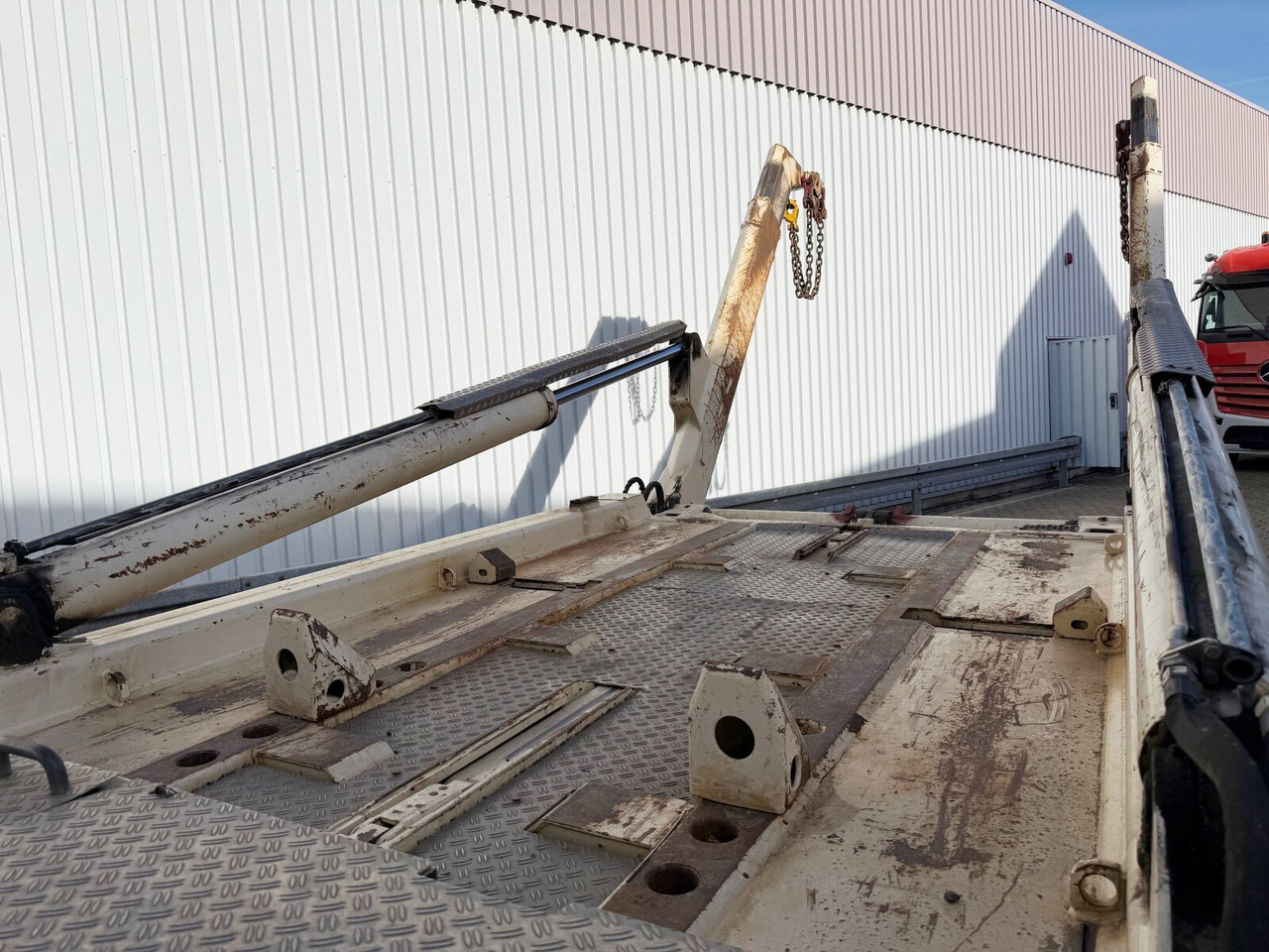 Scania P 320/400 6x2-4 P 320/400 6x2-4, Lenk-/Liftachse, Tele-Absetzanlage, Funk - Absetzkipper: das Bild 2 Scania P 320/400 6x2-4 P 320/400 6x2-4, Lenk-/Liftachse, Tele-Absetzanlage, Funk - Absetzkipper: das Bild 2