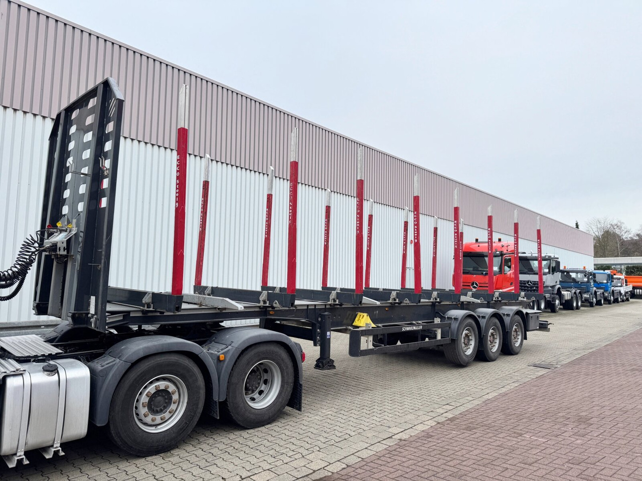 Schwarzmüller 3-Achs Holzauflieger 3-Achs Holzauflieger, Liftachse, MEHRFACH VORHANDEN! - Holzauflieger: das Bild 3 Schwarzmüller 3-Achs Holzauflieger 3-Achs Holzauflieger, Liftachse, MEHRFACH VORHANDEN! - Holzauflieger: das Bild 3