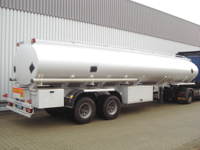 - - Tankauflieger für Diesel/Öl, 35.000 - 50.000 ltr - Tankauflieger: das Bild 5 - - Tankauflieger für Diesel/Öl, 35.000 - 50.000 ltr - Tankauflieger: das Bild 5
