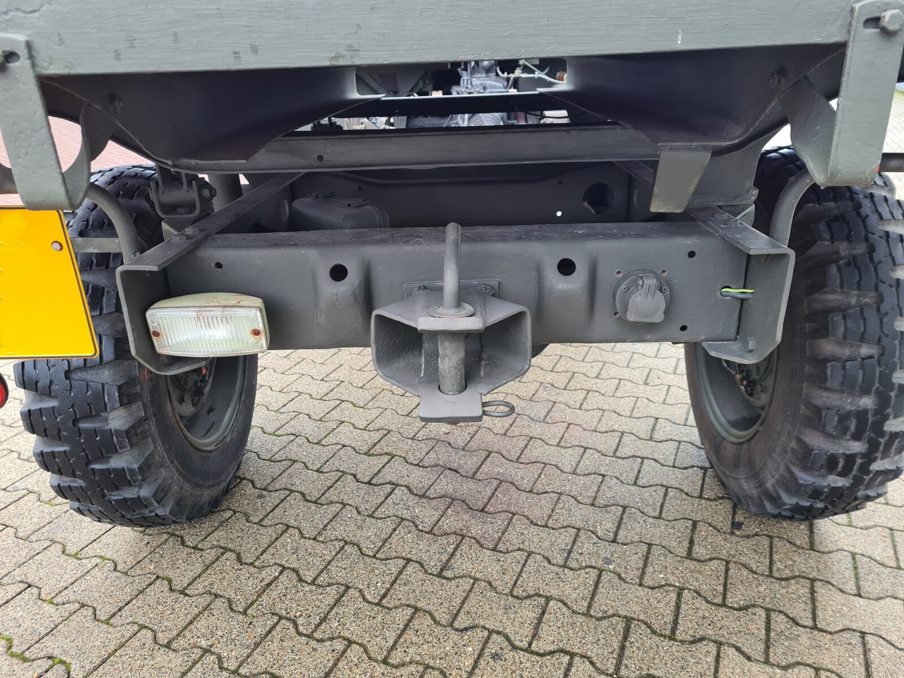 Unimog 404 4x4 S Cabrio 404 4x4 S Cabrio, Benziner - Pritsche LKW: das Bild 5 Unimog 404 4x4 S Cabrio 404 4x4 S Cabrio, Benziner - Pritsche LKW: das Bild 5