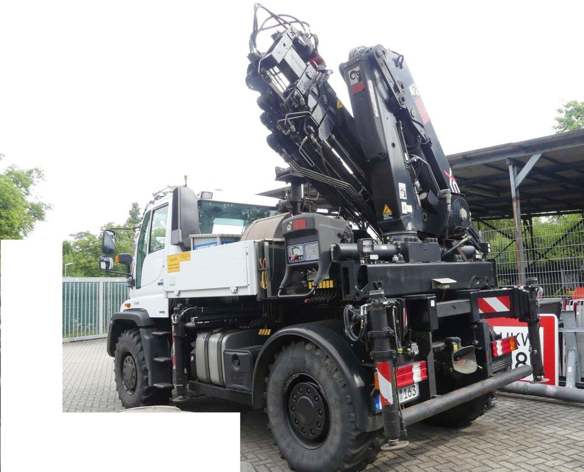 Unimog U400 4x4 U400 4x4, Frontzapfwelle, Heckkran Hiab XS 144-E4 HiDuo, Seilwinde, Funk - Mobilkran: das Bild 2 Unimog U400 4x4 U400 4x4, Frontzapfwelle, Heckkran Hiab XS 144-E4 HiDuo, Seilwinde, Funk - Mobilkran: das Bild 2