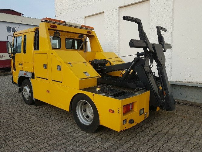 Autotransporter LKW Volvo FL 612 L FL 612 L, Abschleppwagen Hubbrille 3 to: das Bild 9