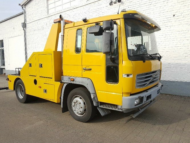 Autotransporter LKW Volvo FL 612 L FL 612 L, Abschleppwagen Hubbrille 3 to: das Bild 11