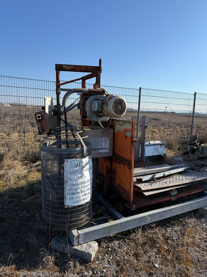 Ebbs+Radinger Lastenaufzug ZL600 - Arbeitsbühne: das Bild 1 Ebbs+Radinger Lastenaufzug ZL600 - Arbeitsbühne: das Bild 1