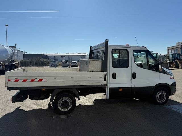 Iveco Daily 35 S12 - Kastenwagen: das Bild 3 Iveco Daily 35 S12 - Kastenwagen: das Bild 3