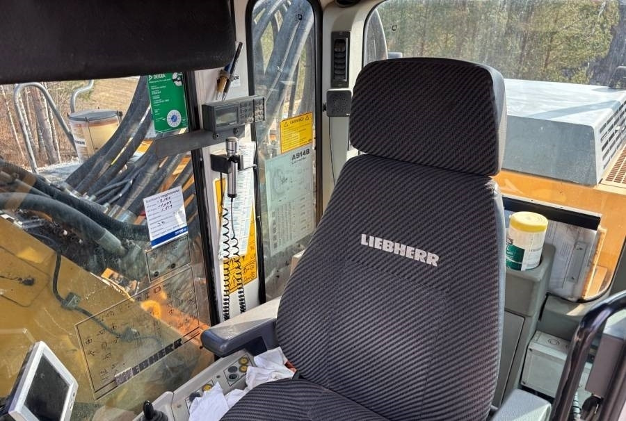 Mobilbagger Liebherr A 914 Litronic A2-PL Tiltrotator 30Km/h: das Bild 18